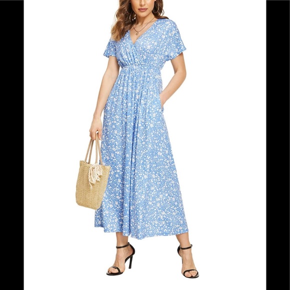 Dresses & Skirts - Blue Floral Print Maxi Dress Features Short Sleeves Deep V Neck Semi Wrap - XL